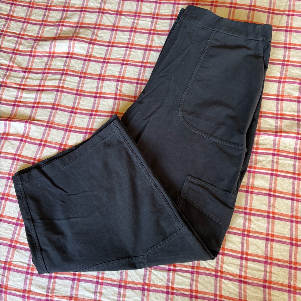 Lululemon wide leg cargo pants